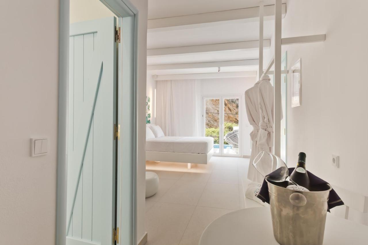 Enilion Luxury Suites Kyra Panagia エクステリア 写真