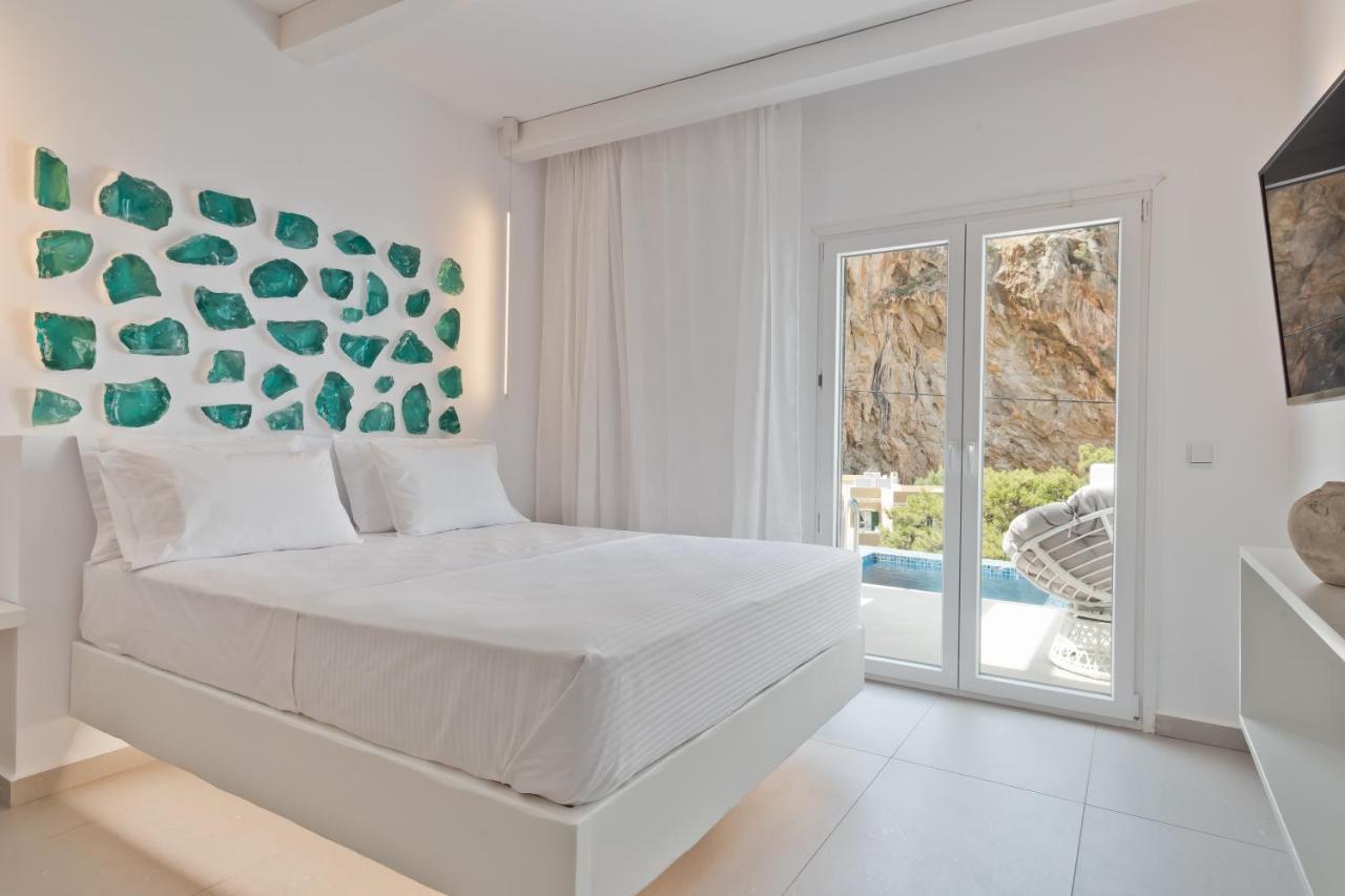 Enilion Luxury Suites Kyra Panagia エクステリア 写真