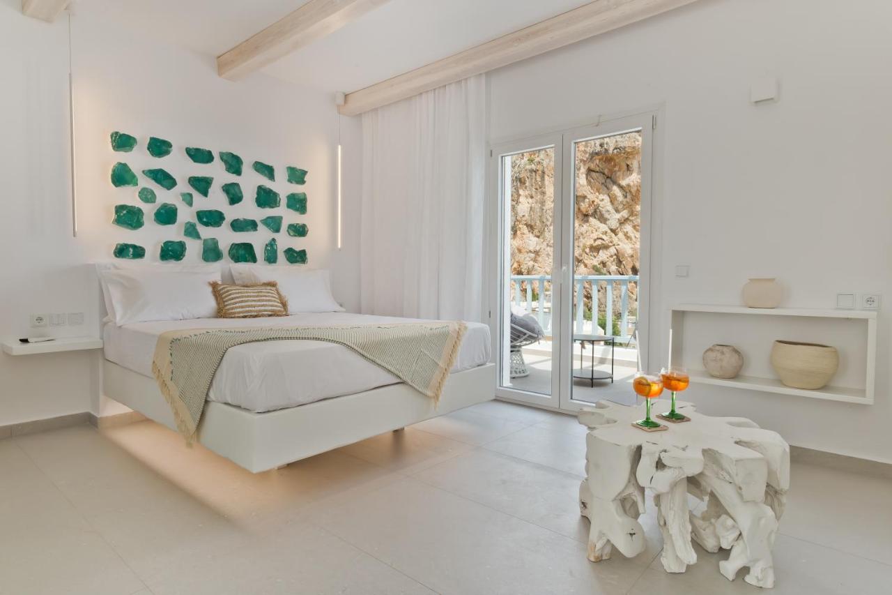 Enilion Luxury Suites Kyra Panagia エクステリア 写真