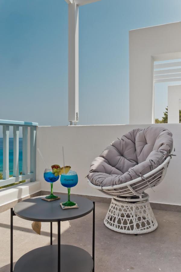 Enilion Luxury Suites Kyra Panagia エクステリア 写真