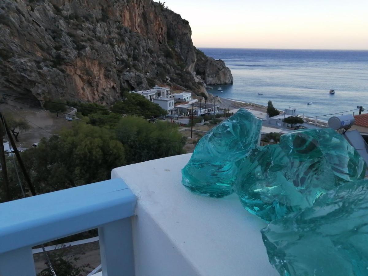 Enilion Luxury Suites Kyra Panagia エクステリア 写真