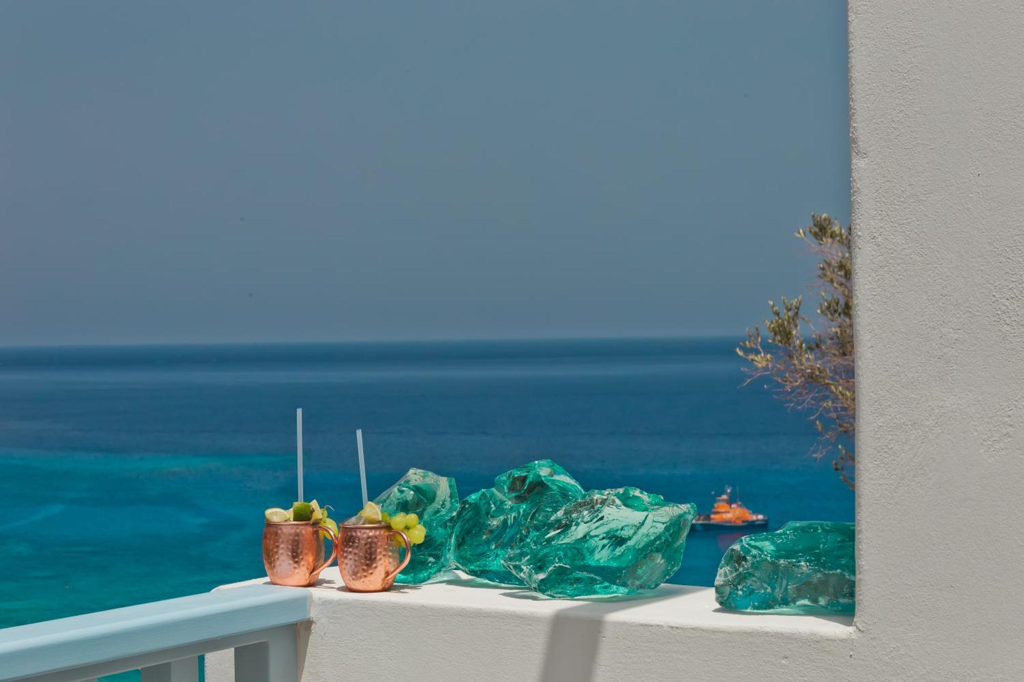 Enilion Luxury Suites Kyra Panagia エクステリア 写真