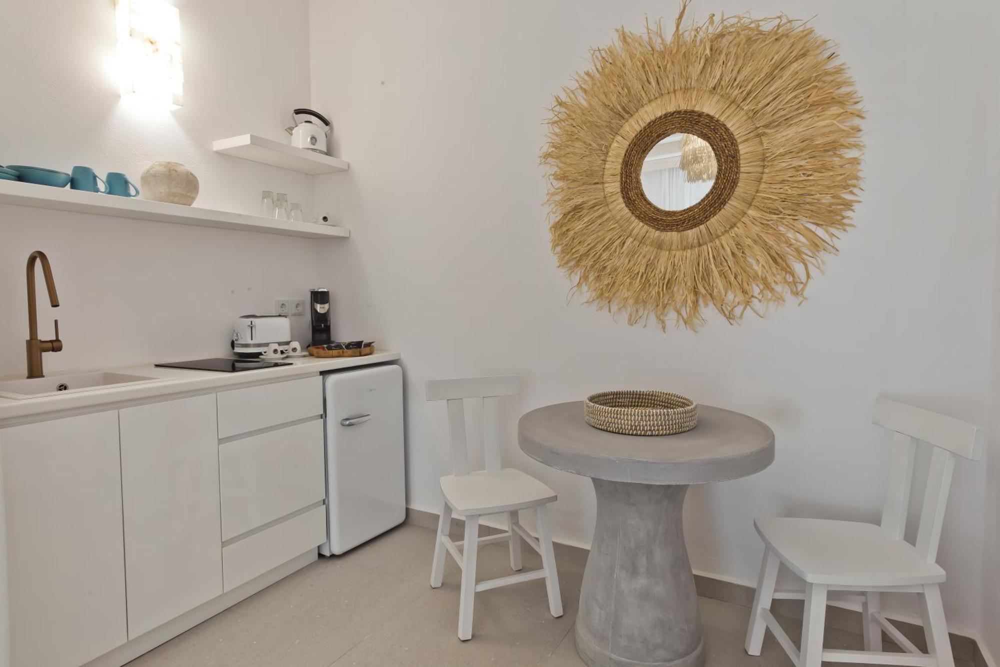 Enilion Luxury Suites Kyra Panagia エクステリア 写真