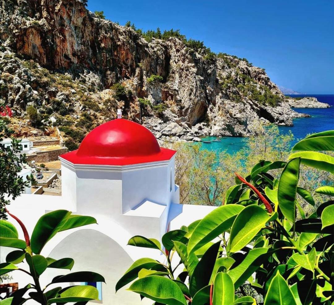 Enilion Luxury Suites Kyra Panagia エクステリア 写真