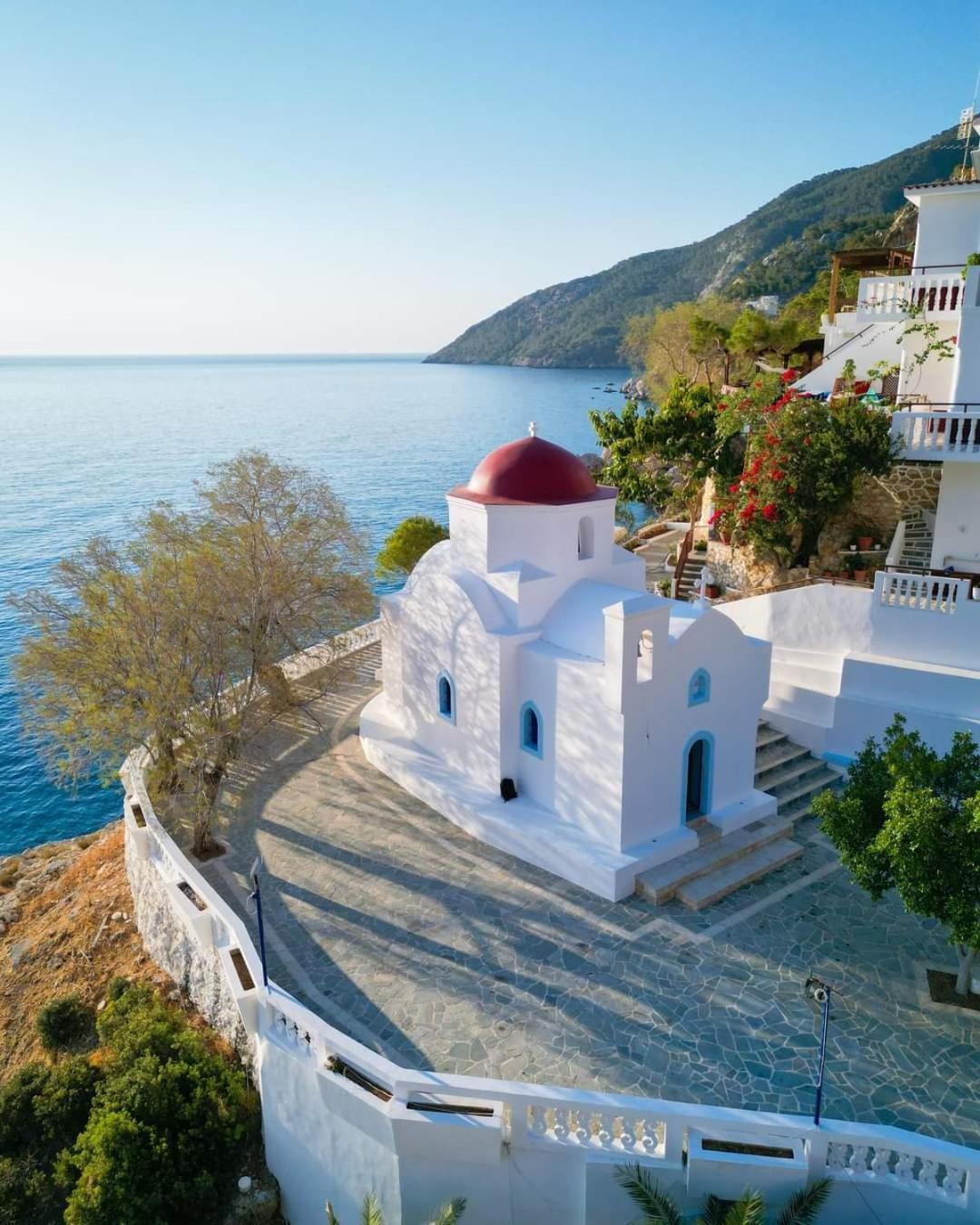 Enilion Luxury Suites Kyra Panagia エクステリア 写真